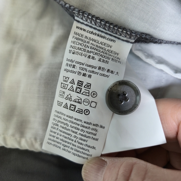 Calvin Klein Men's Casual Shorts Gray Size 36 - Picture 7 of 7